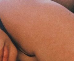 Oakland Curvy Female Escort — thick thighs & full bust - Image 2