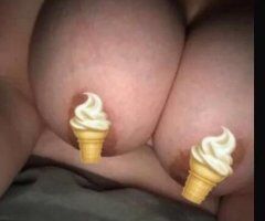 South Coast escorts - Raynham Curvy BBW In-Calls/Outcalls