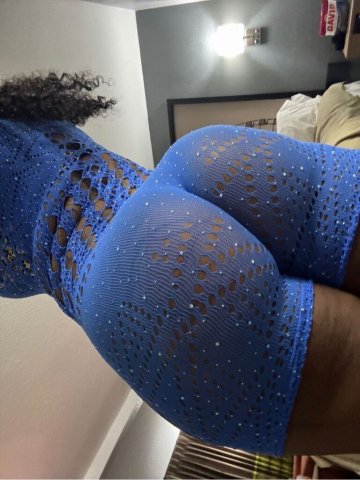 Juicee (Miss Petite) — Dallas Petite Female Escort - 1