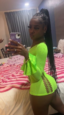 Memphis Female Escort — Throat Goat Service & Outcalls Near You - 1