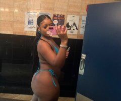 Honolulu Thick & Curvy Escort — Discreet, Classy Intimate Service - Image 4