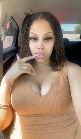 Super Wet & Ready Female Escort in Portland — Incall, Outcall & Outings - 1