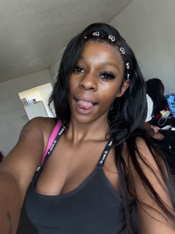 Star (Racine) — Female Escort, 2 Girls + Oral Services - 1