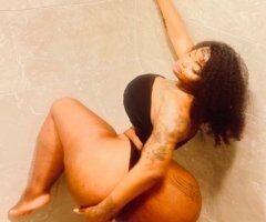 Ivy — Upscale Massager (Mature Gentlemen Only) - Image 3