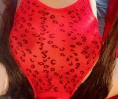 Northern Virginia escorts - Pretty & petite tatted companion for outcalls or incalls — exotic vibe, fetish-friendly