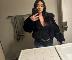 Sexy 19-Year-Old Escort - Image 2