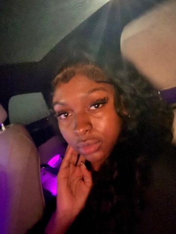 Chocolate Slim Petite — Incalls, Outcalls & FaceTime (21+) - 1