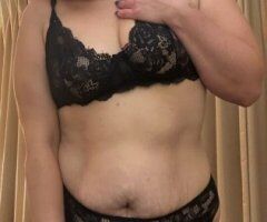 Louisville escorts - Saturday Escort Time in Louisville at an Upscale Hotel