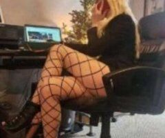 Louisville escorts - Louisville Blonde Blue-Eyed Escort — Outcalls, No Deposit