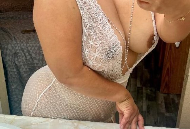 Paso Robles Chica: Chichona, Nalgona y Atrevida (32) - 1