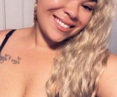Portland Hawaiian Flower Escort — Sexy Curvy Hawaiian Mami - Image 2