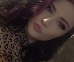 Louisville Female Escort — Pink Pussy Wet Grip - Image 3