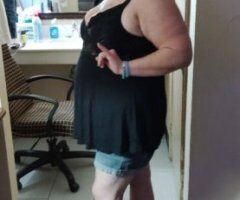 Texarkana Discreet Female Escort — Truck-Friendly Companion (Mature) - Image 7