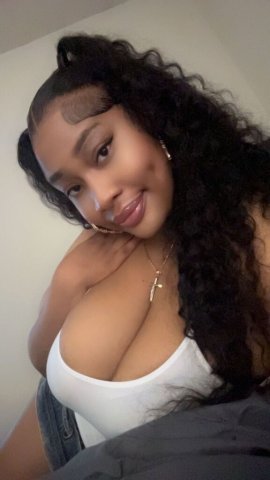 Mobile Outcall Female Escort in Hartford, CT (Quick Replies) - 1