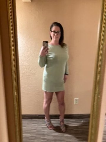 Ms Abigail (41) — Sensual Massages, Down-to-Earth Escort - 1