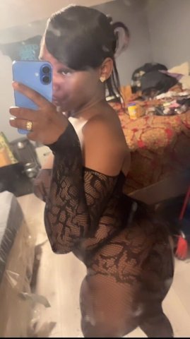 Nyla — Petite Thick Wet In-Calls in Walnut Creek, CA - 1
