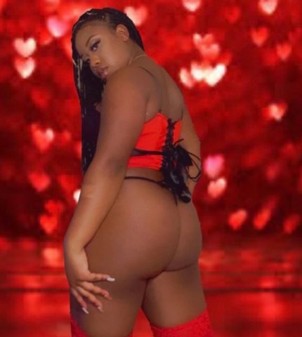 Ebony Curvy Goddess Female Escort in Dallas — Wet & Tight Specials - 1