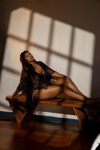 Jazmine — Brown Beauty Upscale Indian Companion (Incall & Outcall) - 1