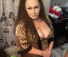 Sacramento CA Milf Massage & Nuru — GFE / Happy Ending - Image 3