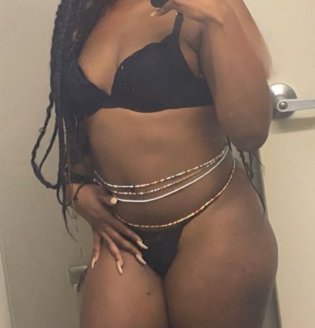 Tri-Cities TN Female Escort — Incalls, Outcalls & Trucker Friendly - 1
