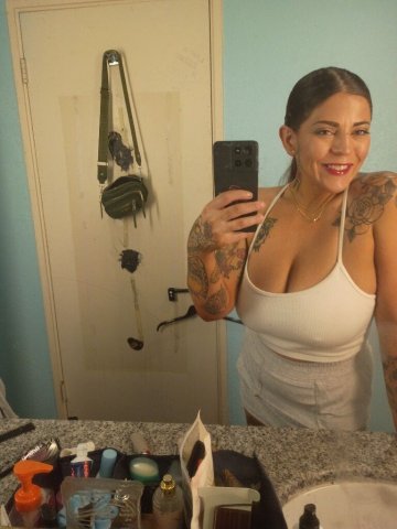 Naomi — Wichita Female Escort (NEW NUMBER) - 1