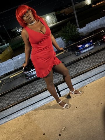 42-Year-Old MILF Greek Goddess — Outcalls & Facetime Shows in Mid Cities, TX - 1