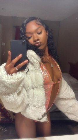 Clarksville TN Female Escort — In-Call & Outcall - 1