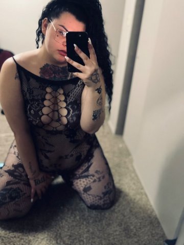 Reno Female Escort for Outcalls & Car Dates - 1