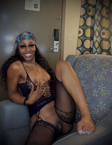 IvannaJ304 — Dothan AL In-Call Female Escort (HHR Incall Specials) - 1