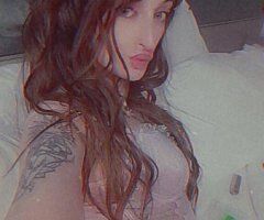 Discreet getaway with a sweet escort (no bare, no kissing) - Image 9