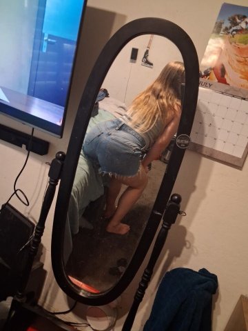Phoenix, AZ Incall with Jayden (2 hot girls) — half-hour & hourly - 1