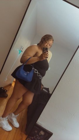 Discreet independent female escort — Pittsburgh outcalls available - 1