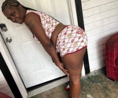 Atlanta GA Mature Female Escort - Image 3