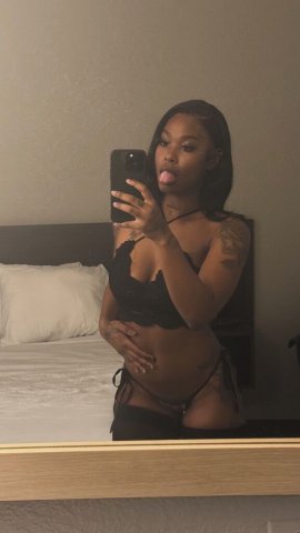 Orange County Female Escort — Incall & Outcall, Body Rubs - 1
