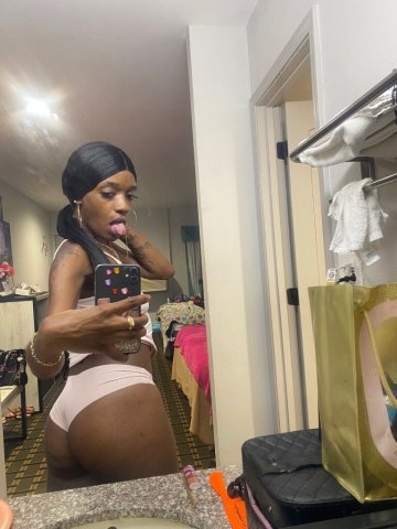 Discreet Brown Sugar Curvy Petiteness — Soft Vibes in Huntsville - 1