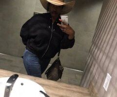 Inland Empire escorts - Certified Masseuse Rates — $200/hr (Inland Empire)
