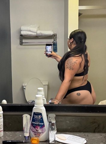 Austin Texas Queen Offering Sloppy “Daddy” Cuffplay, Fetish-Friendly & Discreet Booking - 1