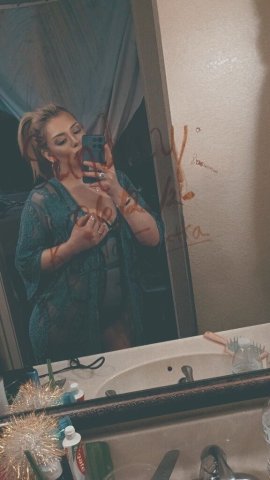 GFE Girlfriend Experience in Fort Worth — unhurried, affectionate, discreet - 1
