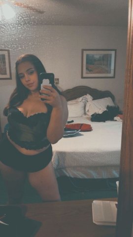 Fresno, California Incall/Outcall Female Escort — CarPlay & CBJ - 1