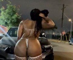 Oakland/East Bay escorts - Oakland/East Bay Female Escort — Outcall Car Fun