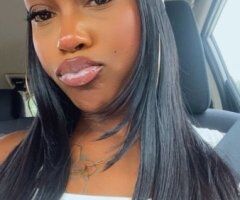 Kansas City escorts - Kansas City, Missouri Female Escort — $80 specials till 10am (No outcalls)