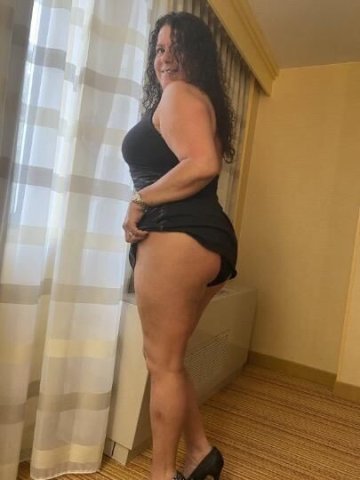 Crystal — Curvy Female Escort (Westchester, NY) - 1