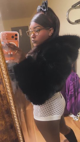Everett Female Escort — $20 Deposit for In-Calls & Out-Calls, Overnights - 1