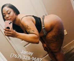 Minneapolis / St. Paul Outcall Female Escort (Text Only) - Image 3