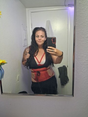 Tucson Female Escort — Incall around town & car dates (QV) - 1