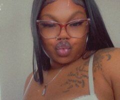  27 Charlotte NC — Female Escort (Incall/Facetime) - Image 2