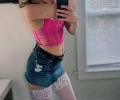 Petite Blonde Escort (Real Photos) in Wilmington, NC - Image 4