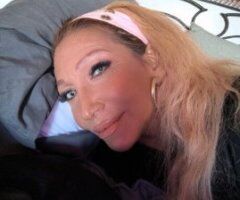Ventura Blonde Adult Star SyrenWylde—Couples & Fetish-Friendly Adult Fun - Image 11
