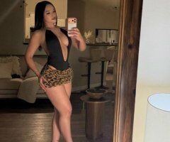 Lawrence escorts - Lawrence, Kansas Female Escort
