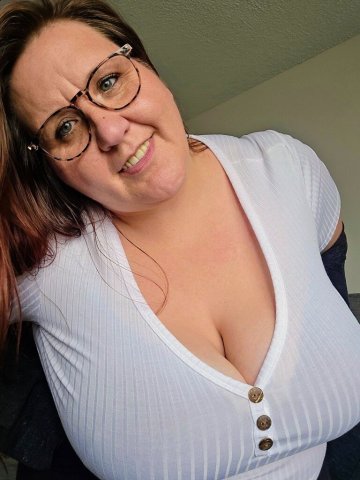 Fort Collins MILF Escort — BBJ, GFE, Party & Fetish Sessions - 1